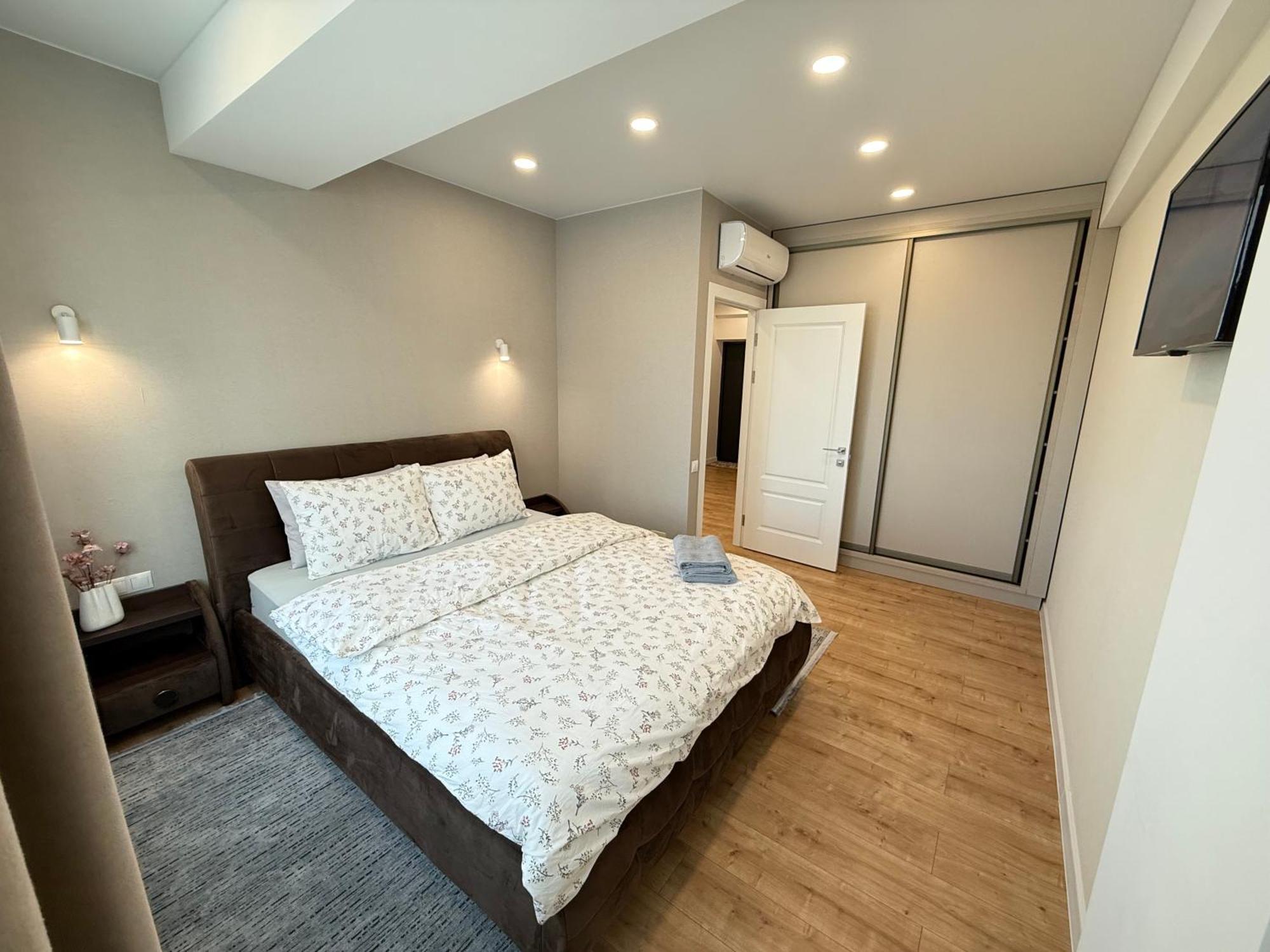 Rentnow Large And Cozy Apartment In The Center, Parking Chişinău Exterior foto