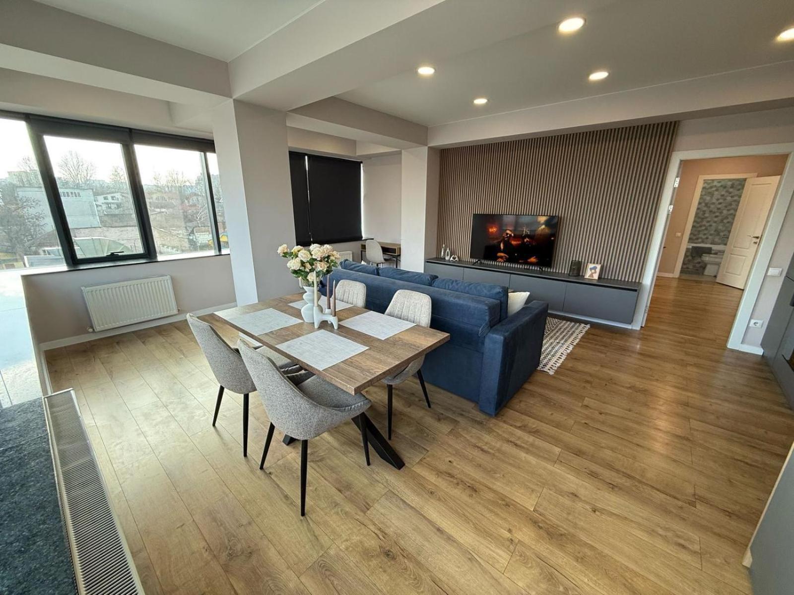 Rentnow Large And Cozy Apartment In The Center, Parking Chişinău Exterior foto